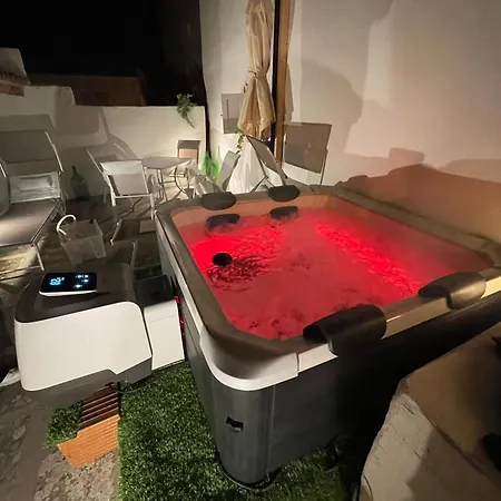 شقة Casina Li Fumareddhi