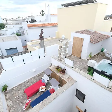 Casina Li Fumareddhi * Corsano (Apulia)